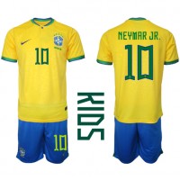 Brasilien Neymar Jr #10 Hjemme Trøje Børn VM 2022 Kortærmet (+ Korte bukser)